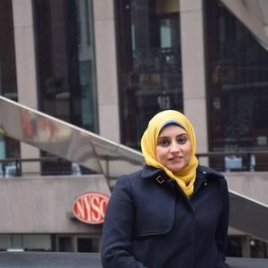 Meet your Posher, Omneya